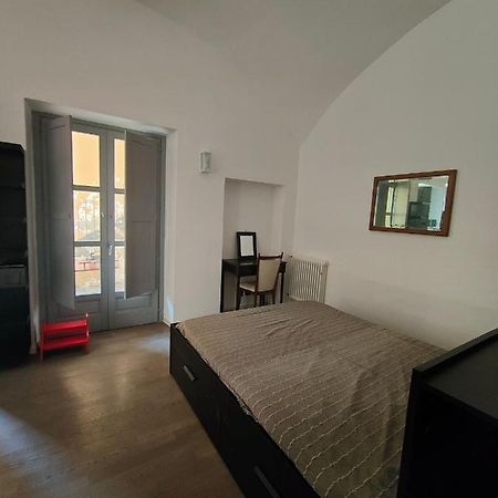 Accogliente Appartamento Tipo Loft Турин Екстер'єр фото