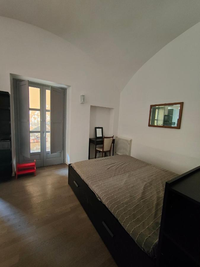 Accogliente Appartamento Tipo Loft Турин Екстер'єр фото