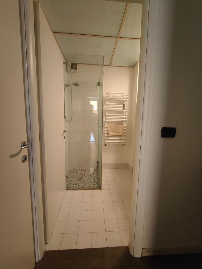 Accogliente Appartamento Tipo Loft Турин Екстер'єр фото